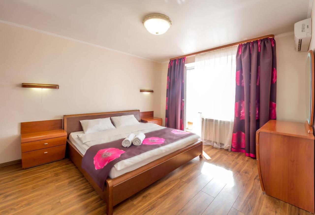 Apartments Near Parus Business Centre Киев Экстерьер фото