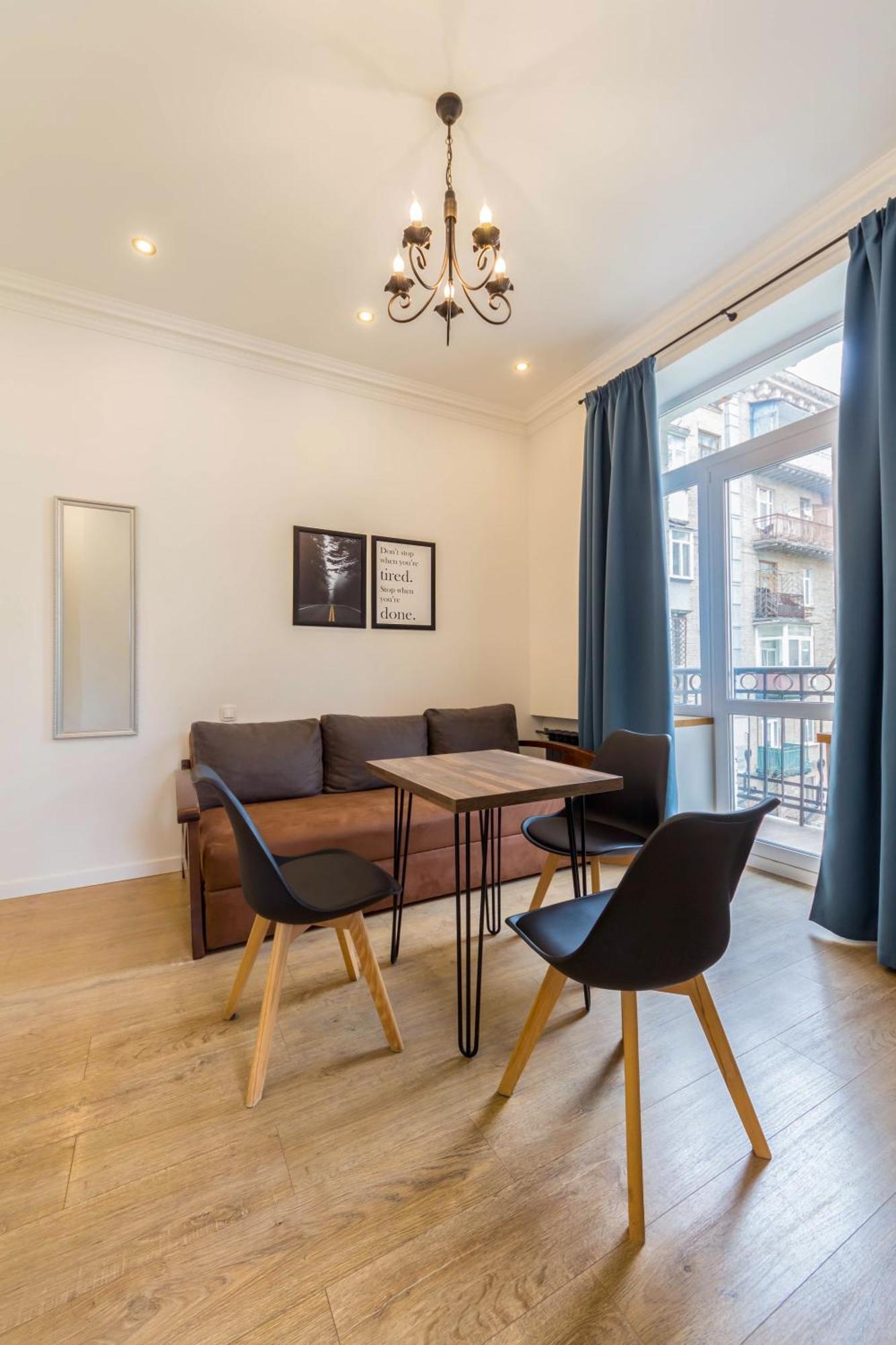 Apartments Near Parus Business Centre Киев Экстерьер фото
